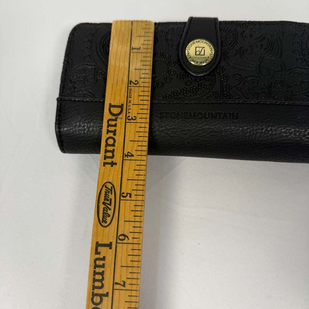 Stone Mountain Black Paisley Tooled Leather Zip Around Clutch Wallet - Picture 9 of 9